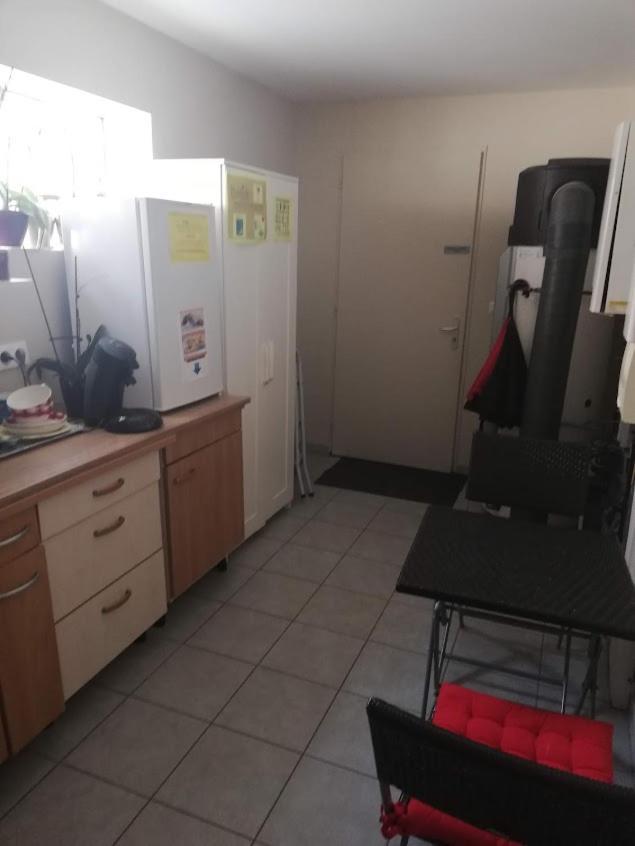 Chambre Avec Salle De Bain Privatisee Avec Petit Dejeuner Compris Оксон Екстериор снимка